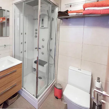 Sakura Homes Torre De Hércules 7 Plazas *